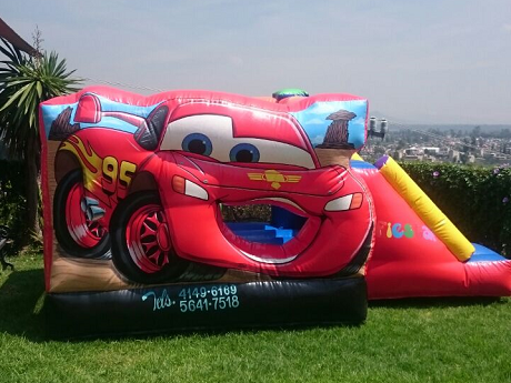 Inflable Baby McQueen vista frontal